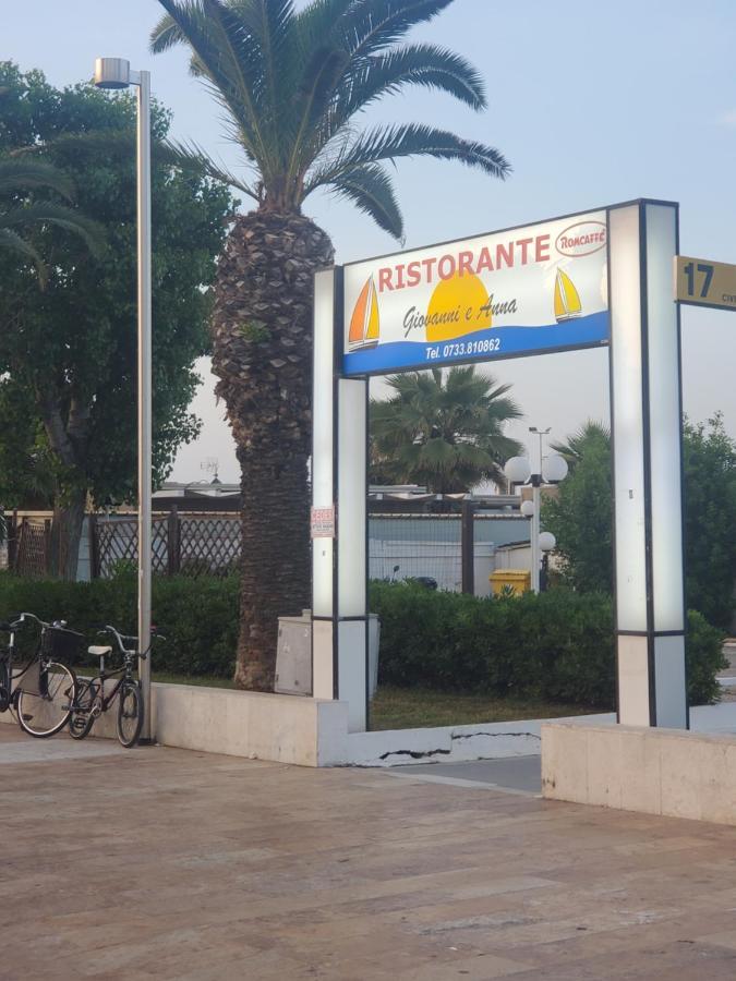 B&B Lido Apartament 10A Civitanova Marche Exteriör bild