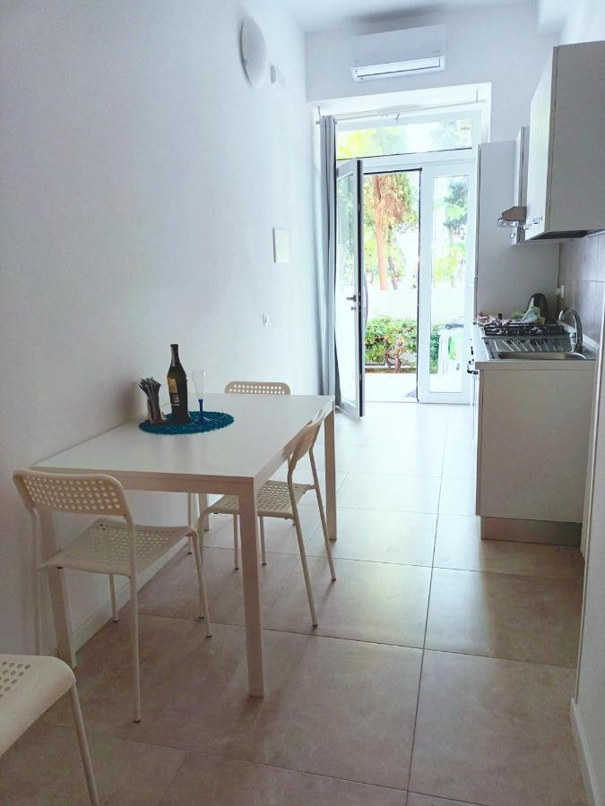 B&B Lido Apartament 10A Civitanova Marche Exteriör bild