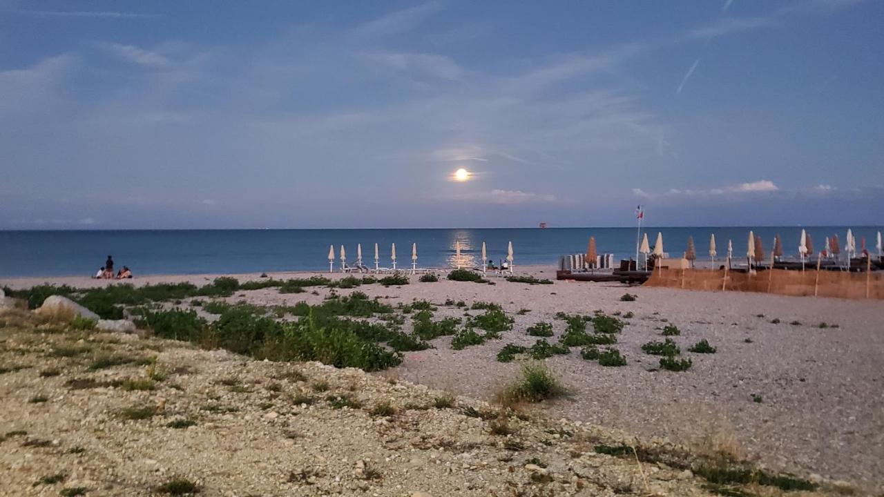 B&B Lido Apartament 10A Civitanova Marche Exteriör bild
